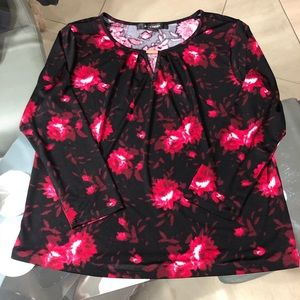 🔴 89th & Madison blouse size M